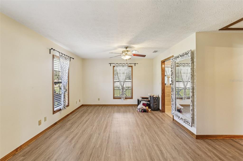 7004 Dusty Road Riverview, FL 33569 - Photo 17 of 48