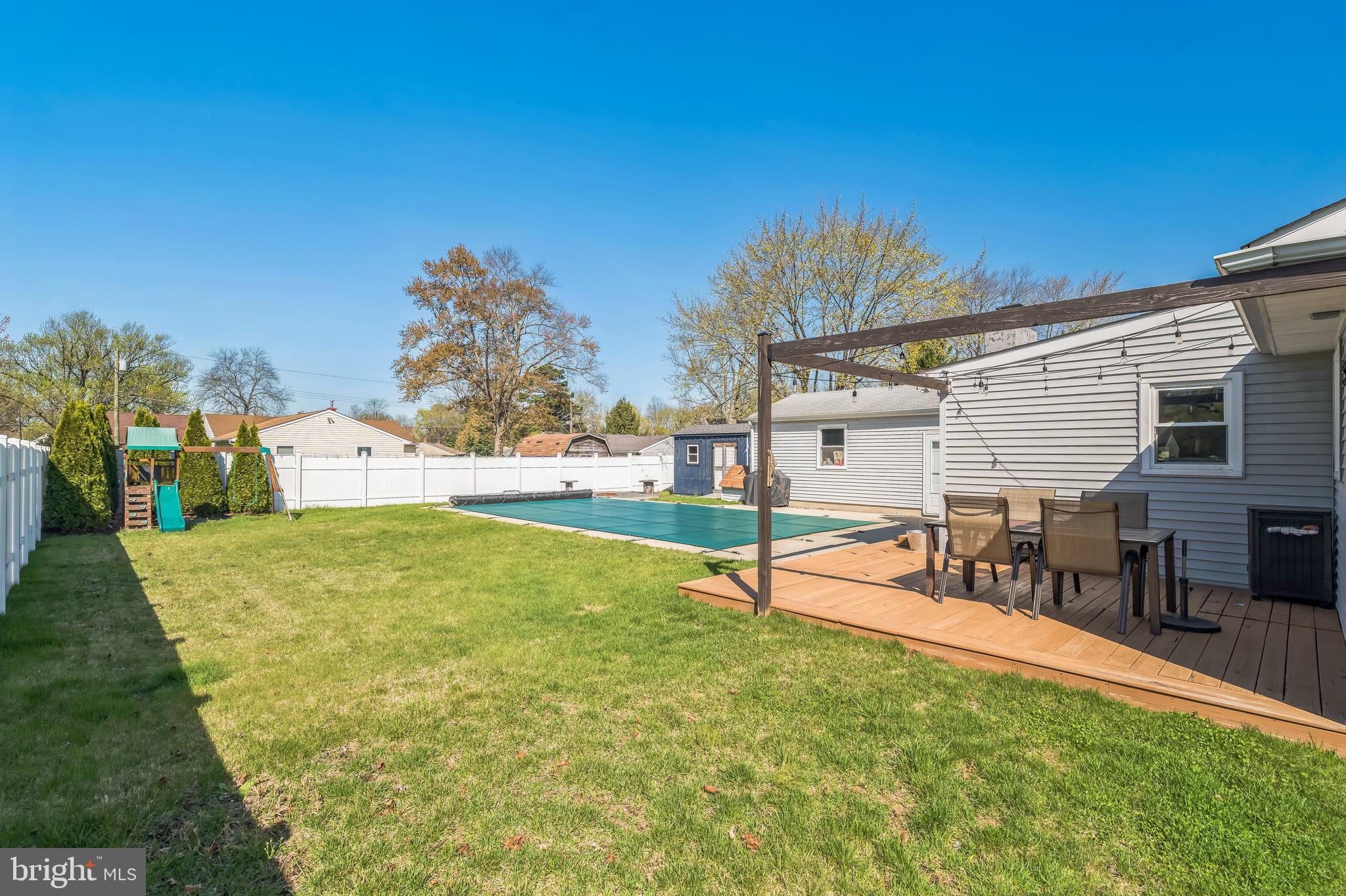 17 Gladwyn Road Marlton, NJ 08053 - Photo 28 of 34 a view of a house with a backyard