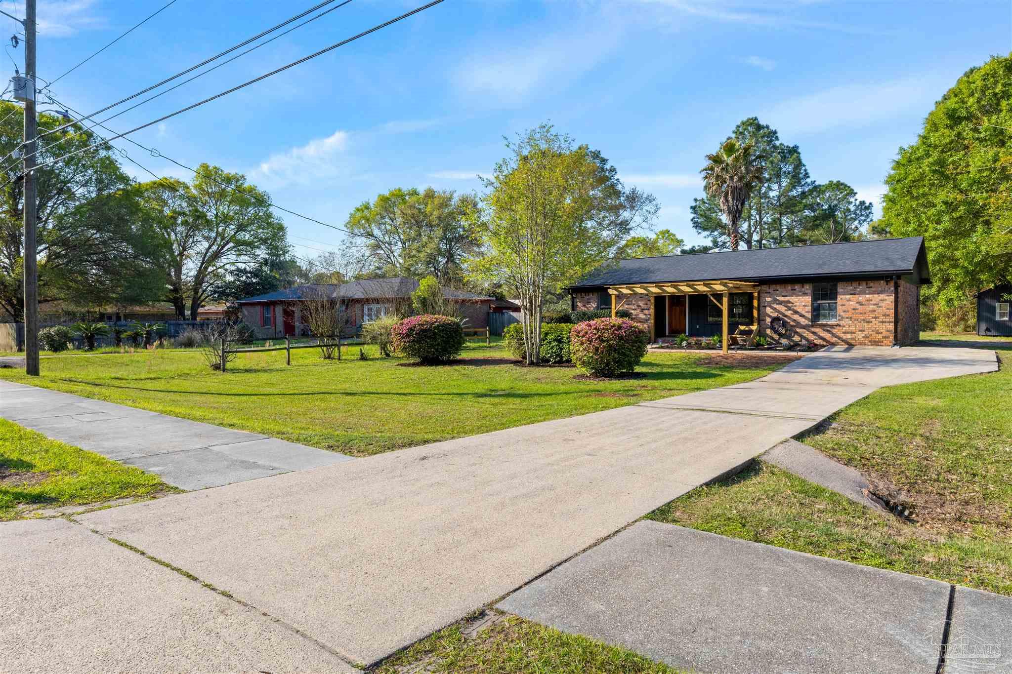 1027 Dog Track Road Pensacola, FL 32506 - Photo 1 of 33 Gallery Image 1