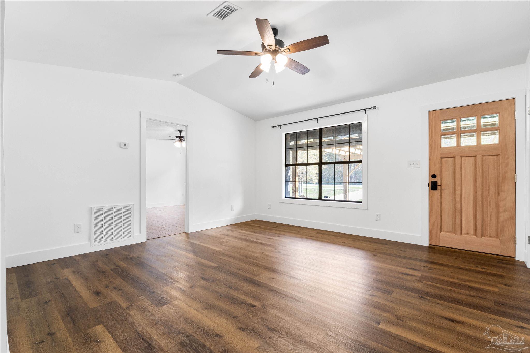 1027 Dog Track Road Pensacola, FL 32506 - Photo 16 of 33 Gallery Image 16