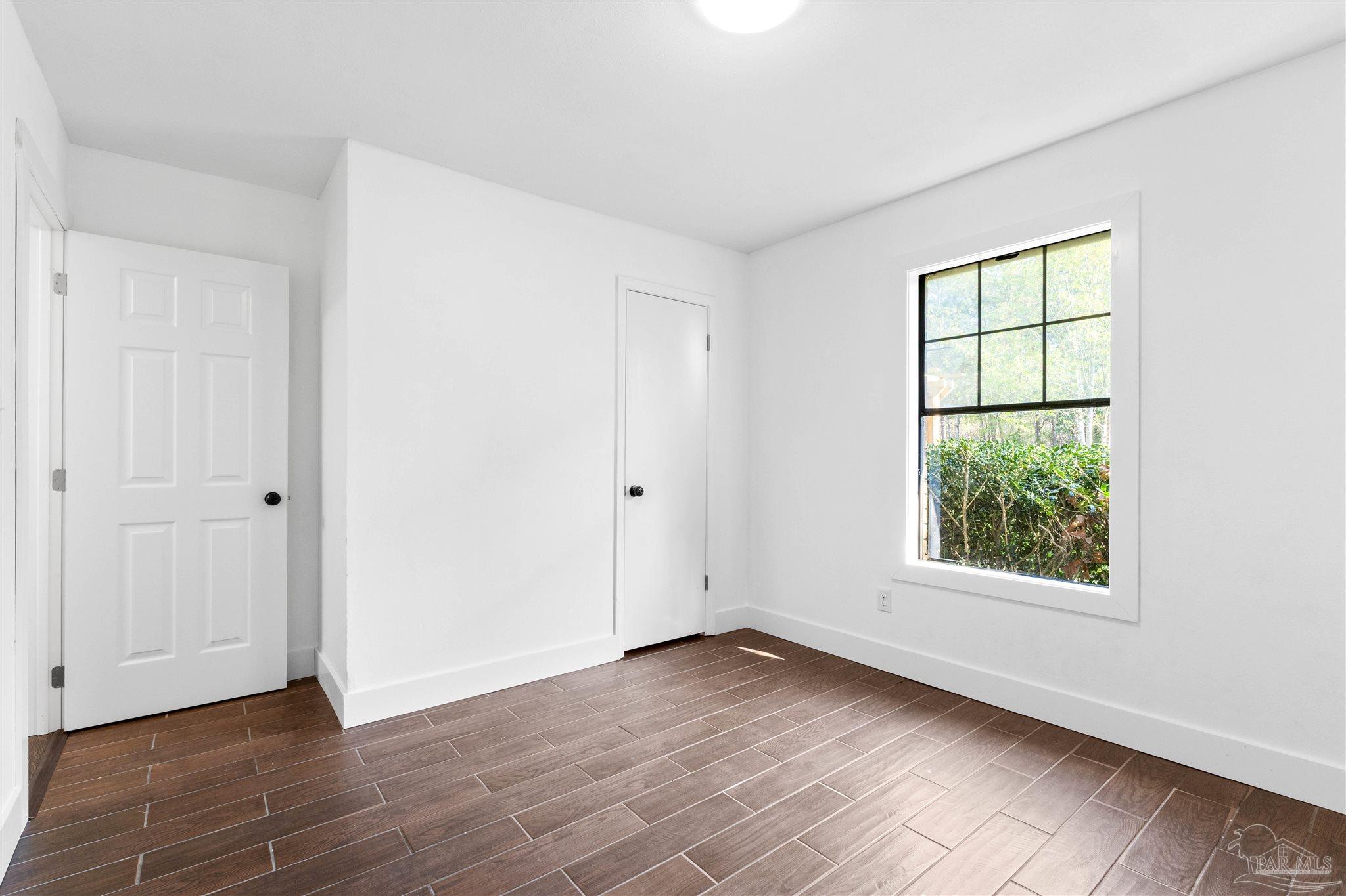 1027 Dog Track Road Pensacola, FL 32506 - Photo 27 of 33 Gallery Image 27