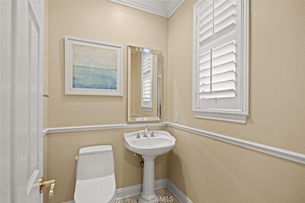 23930 Lakeside Road Valencia, CA 91355 - Photo 7 of 42 Downstairs powder bath