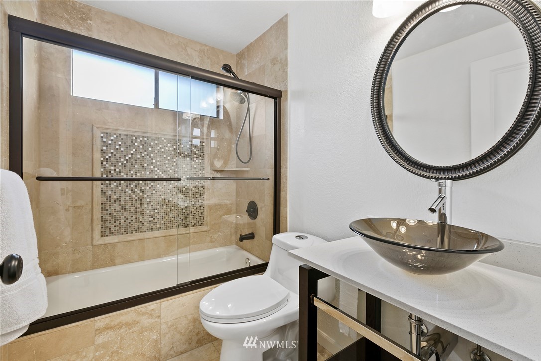 4815 152nd Street Southwest Edmonds, WA 98026 - Photo 10 of 25 Gallery Image 10