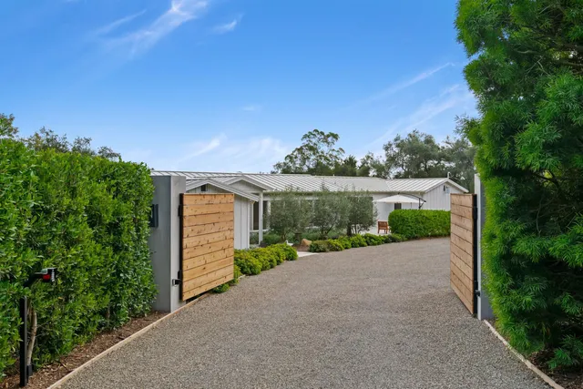 $7,995,000 | 1071 East Mountain Drive, Montecito, CA 93108