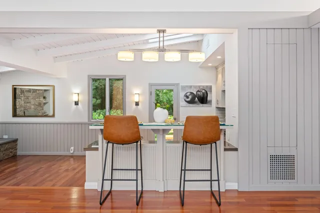 $7,598,000 | 1071 East Mountain Drive, Montecito, CA 93108