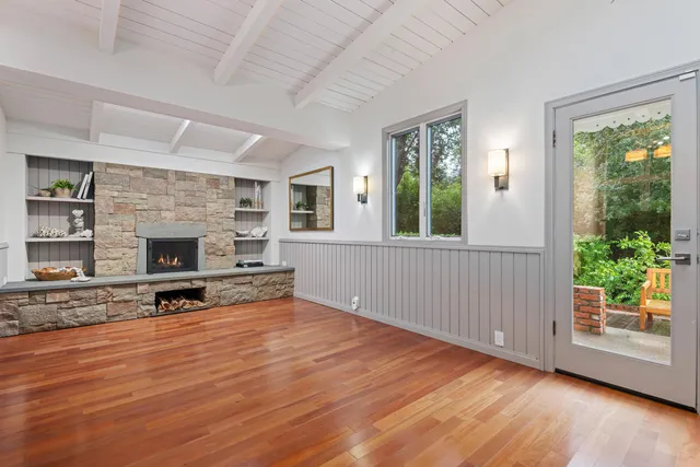 $7,598,000 | 1071 East Mountain Drive, Montecito, CA 93108