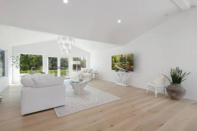 $7,995,000 | 1071 East Mountain Drive, Montecito, CA 93108