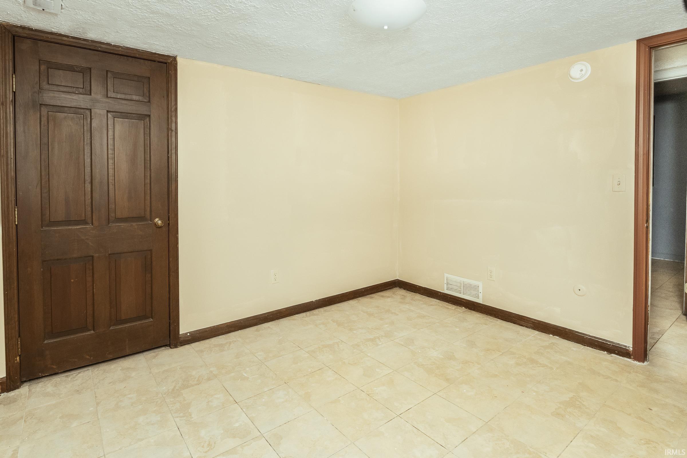 2919 North Ramble Road West Bloomington, IN 47408 - Photo 24 of 35