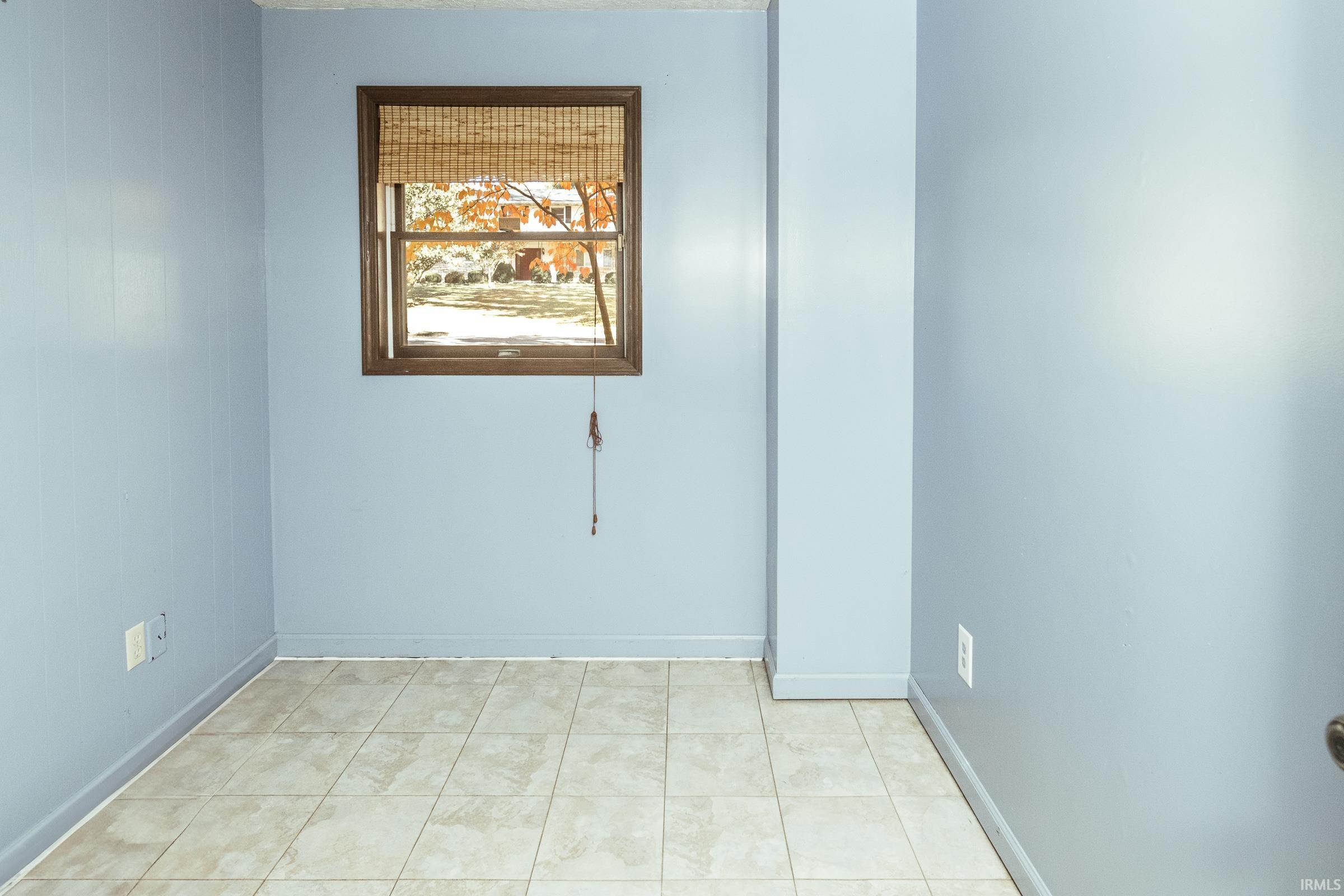 2919 North Ramble Road West Bloomington, IN 47408 - Photo 27 of 35