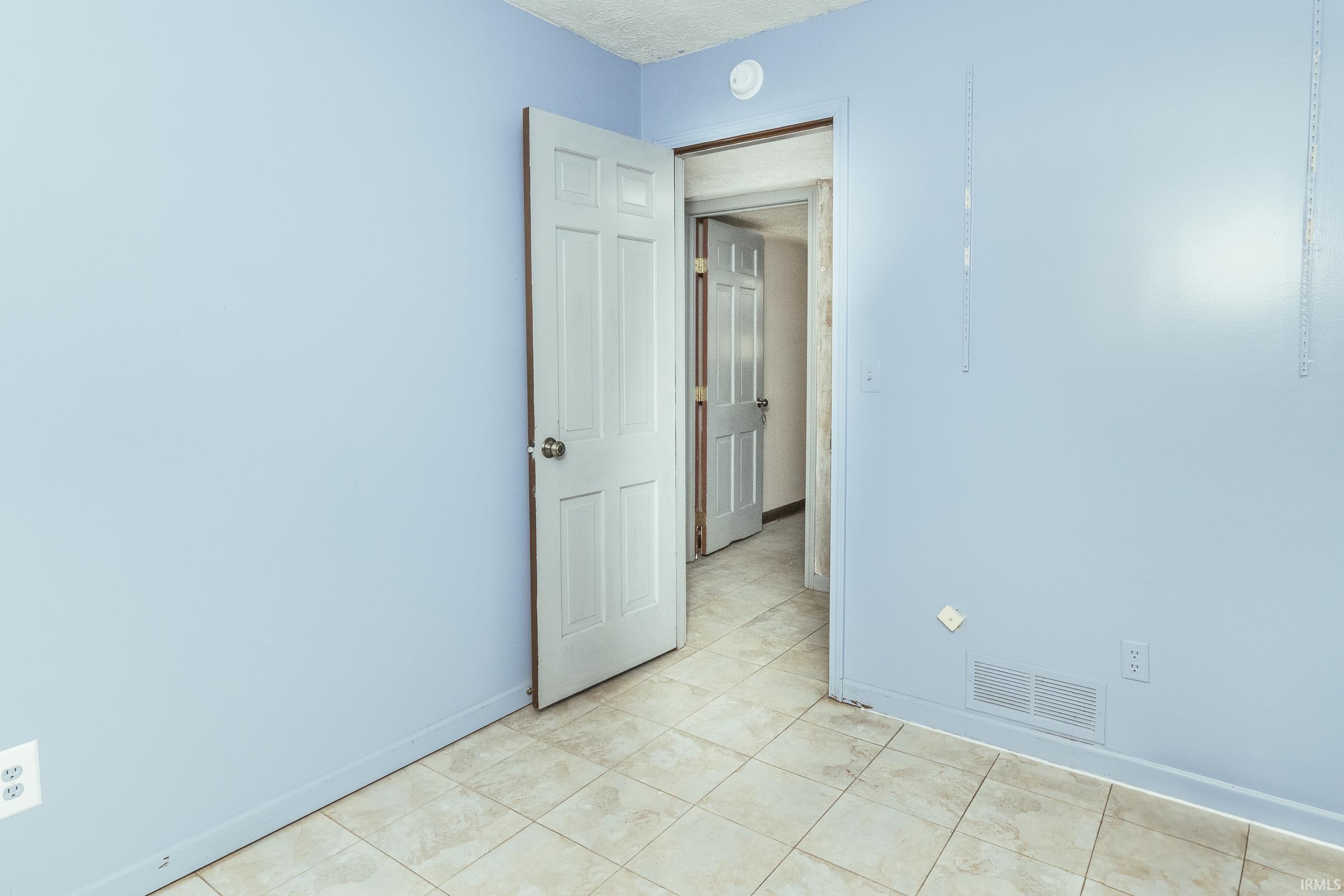 2919 North Ramble Road West Bloomington, IN 47408 - Photo 28 of 35