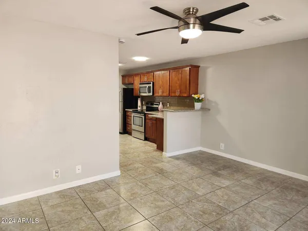 $1,250 | 3026 East Brill Street, Unit 1, Phoenix, AZ 85008