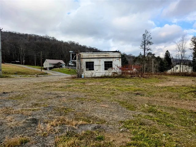 $70,000 | 1111 South Avenue, Bradford, PA 16701