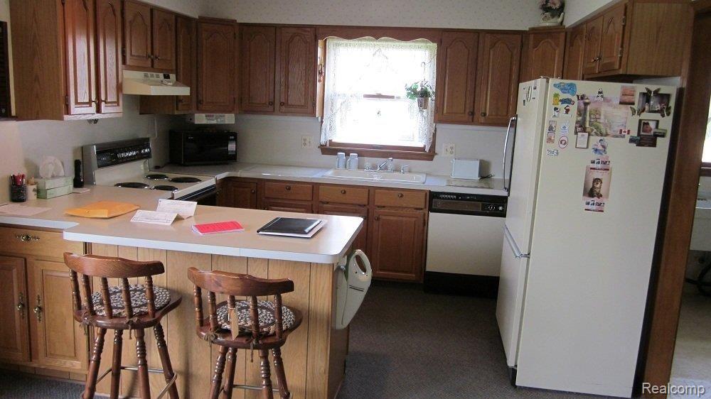 52625 Card Road Macomb, MI 48042 - Photo 7 of 15 Volkenant 020
