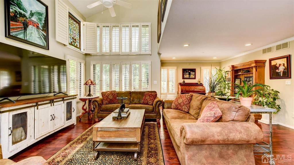 449 Sayre Drive Plainsboro, NJ 08540 - Photo 16 of 58 Living Room