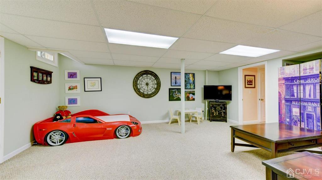 449 Sayre Drive Plainsboro, NJ 08540 - Photo 48 of 58 a bedroom with furniture and a window