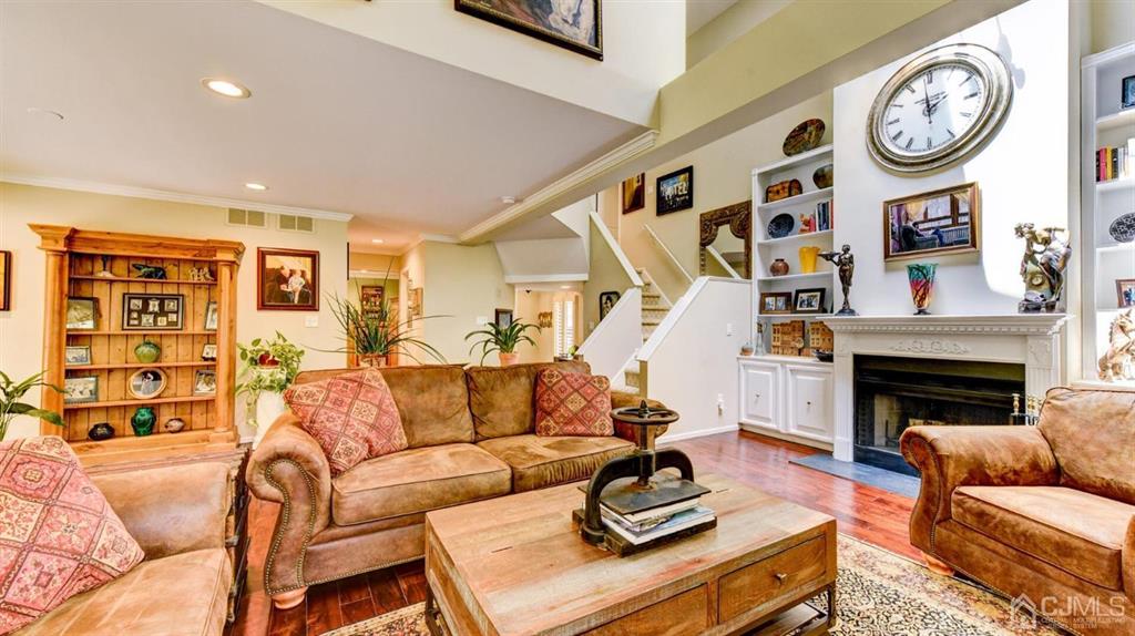 449 Sayre Drive Plainsboro, NJ 08540 - Photo 10 of 58 Living Room