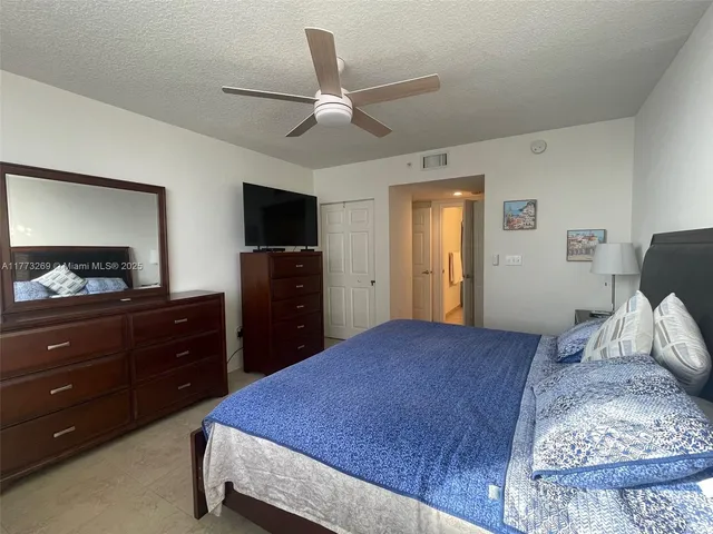 $4,000 | 2080 South Ocean Drive, Unit 1405, Hallandale Beach, FL 33009