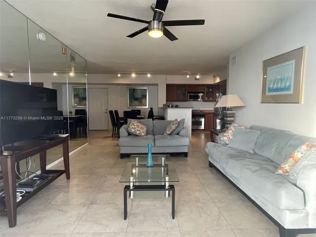 $4,000 | 2080 South Ocean Drive, Unit 1405, Hallandale Beach, FL 33009