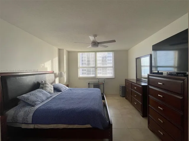 $4,000 | 2080 South Ocean Drive, Unit 1405, Hallandale Beach, FL 33009