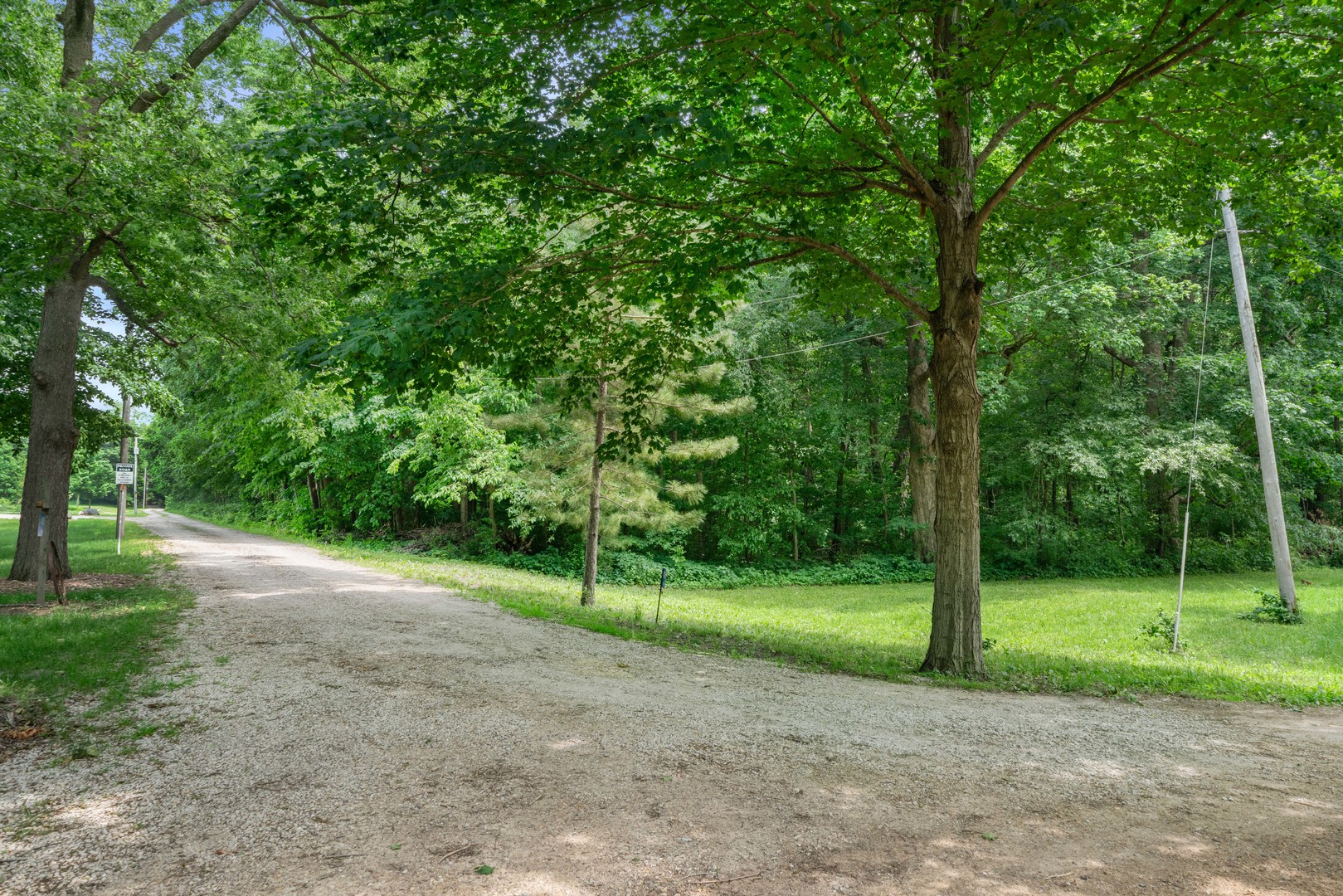 4006 East 1950th Road Sheridan, IL 60551 - Photo 23 of 26 a view of a tree in a park