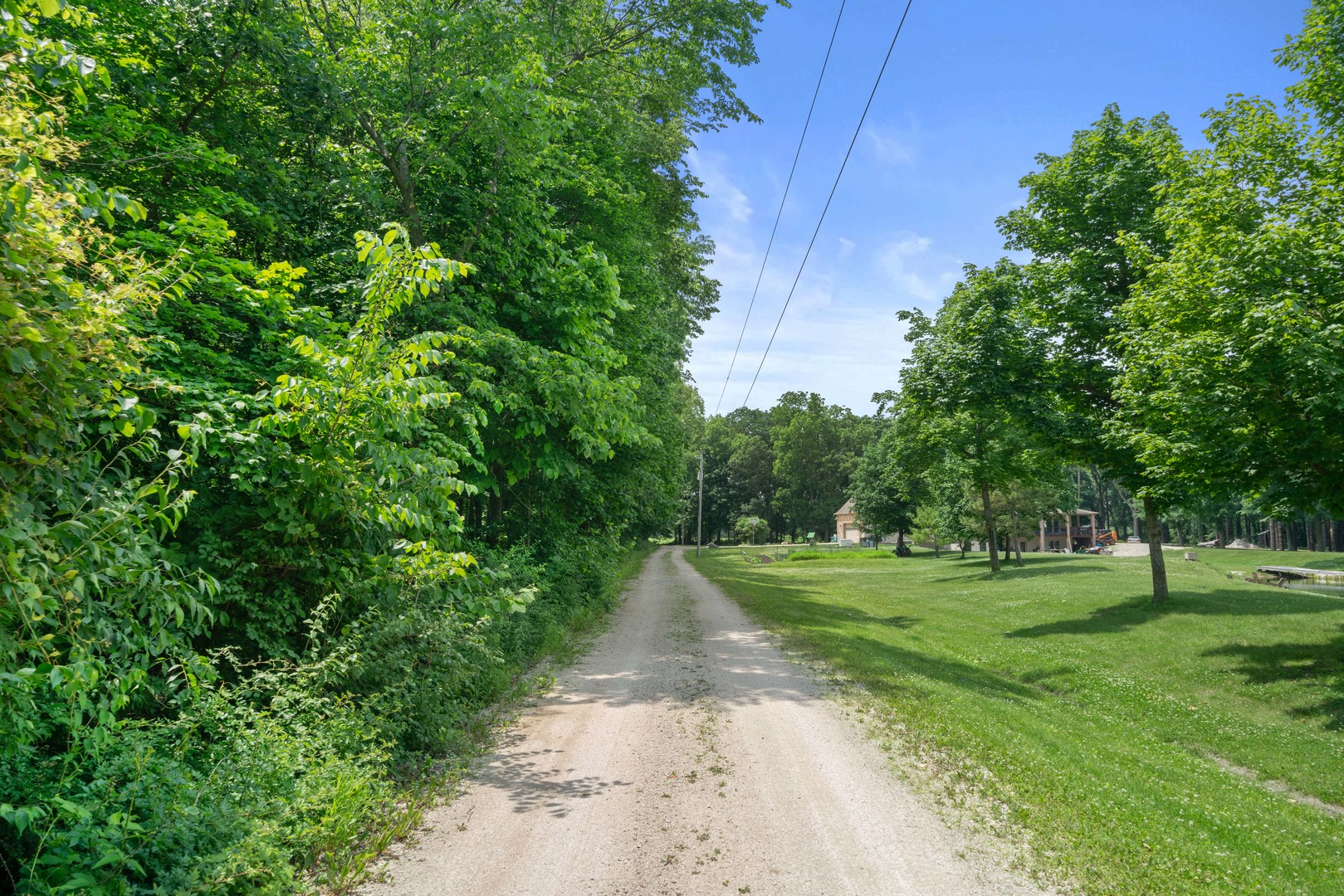 4006 East 1950th Road Sheridan, IL 60551 - Photo 25 of 26 a view of a park with plants and trees