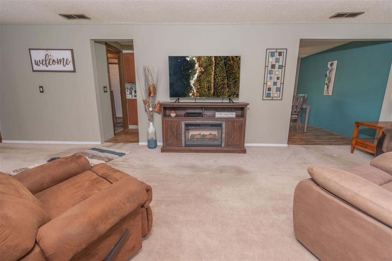 690 Leo Road Jackson, MI 49203 - Photo 6 of 50 Photo 6