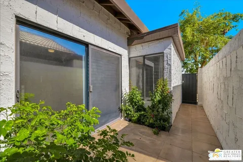 $499,000 | 2234 South Linden Way, Unit D, Palm Springs, CA 92264