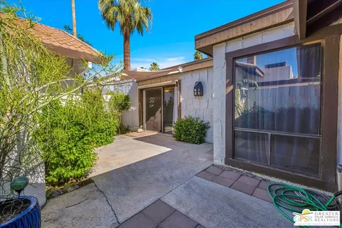 $499,000 | 2234 South Linden Way, Unit D, Palm Springs, CA 92264