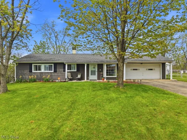 $192,700 | 25085 Sandhurst Road, Bedford Heights, OH 44146