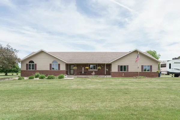 $785,000 | W5546 Sun Road, Juneau, WI 53039