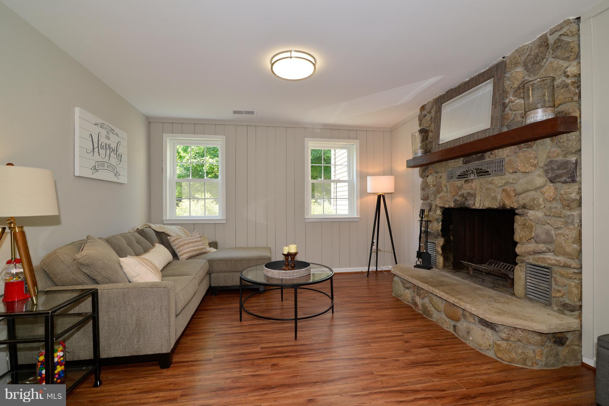 1515 Coat Ridge Road Herndon, VA 20170 - Photo 16 of 30 Family Room with Sunny Windows.