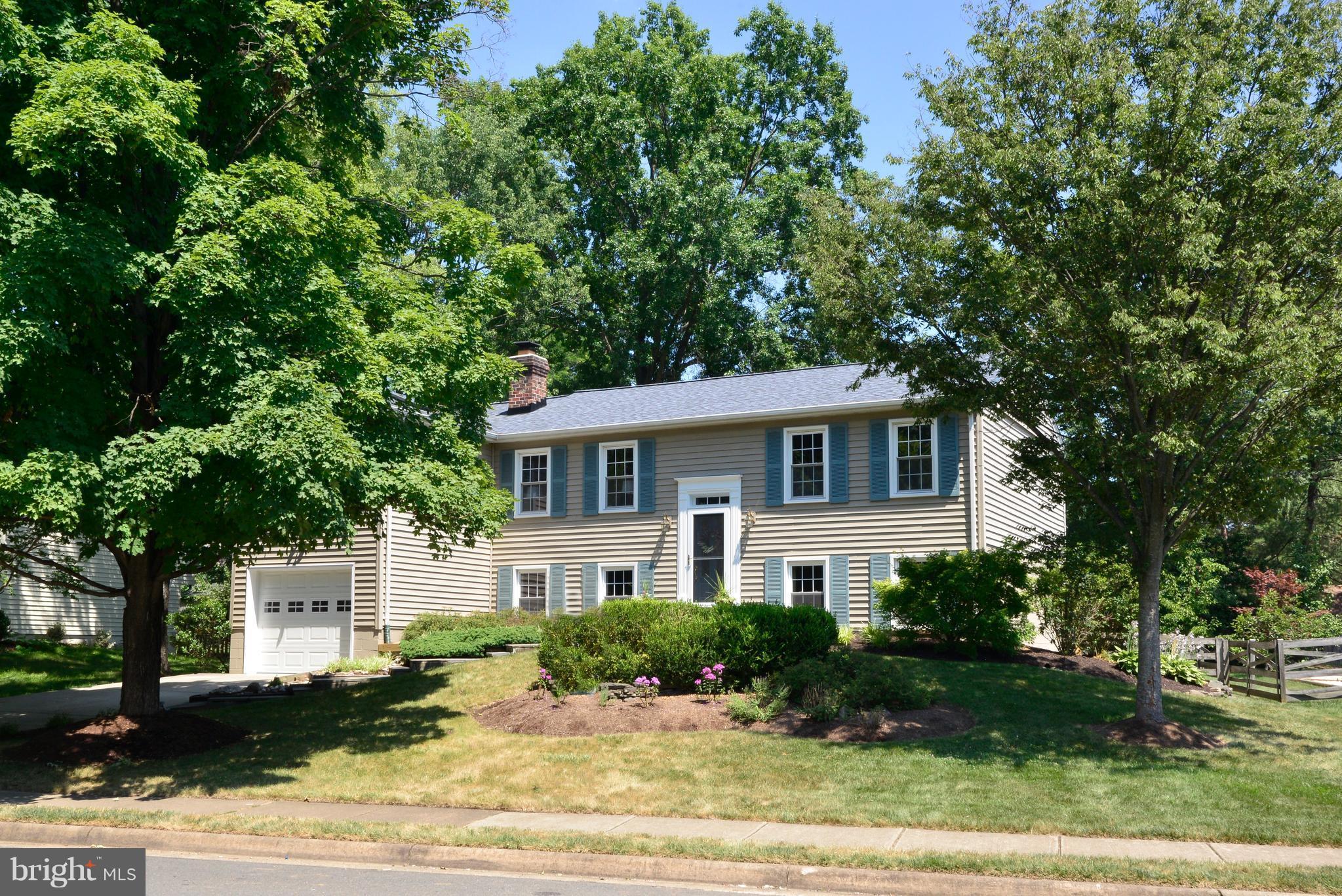 1515 Coat Ridge Road Herndon, VA 20170 - Photo 3 of 30 Great Curb Appeal in Sought After Stuart Ridge.