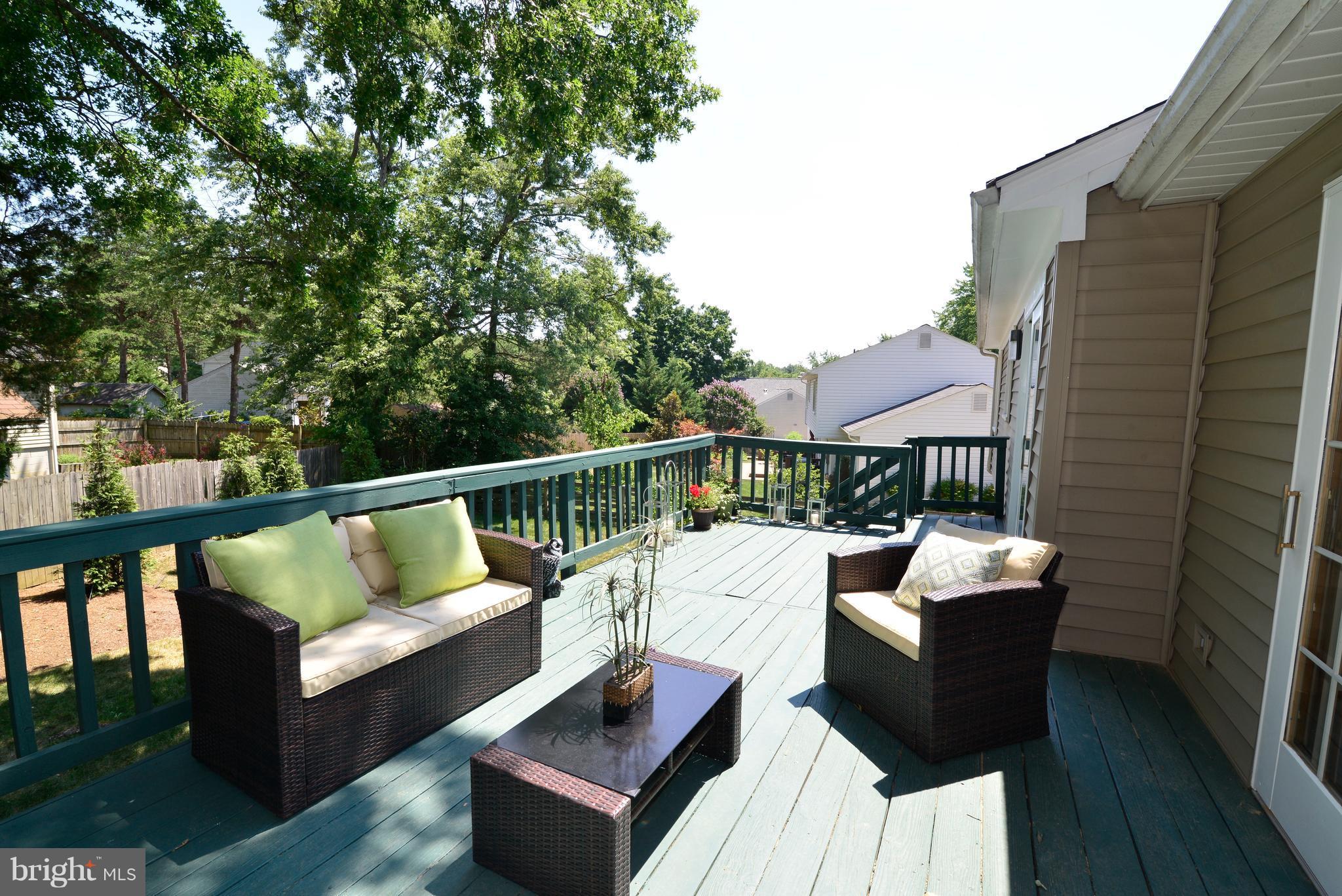 1515 Coat Ridge Road Herndon, VA 20170 - Photo 24 of 30 Expansive Deck w/Plenty of Room for Entertaining.
