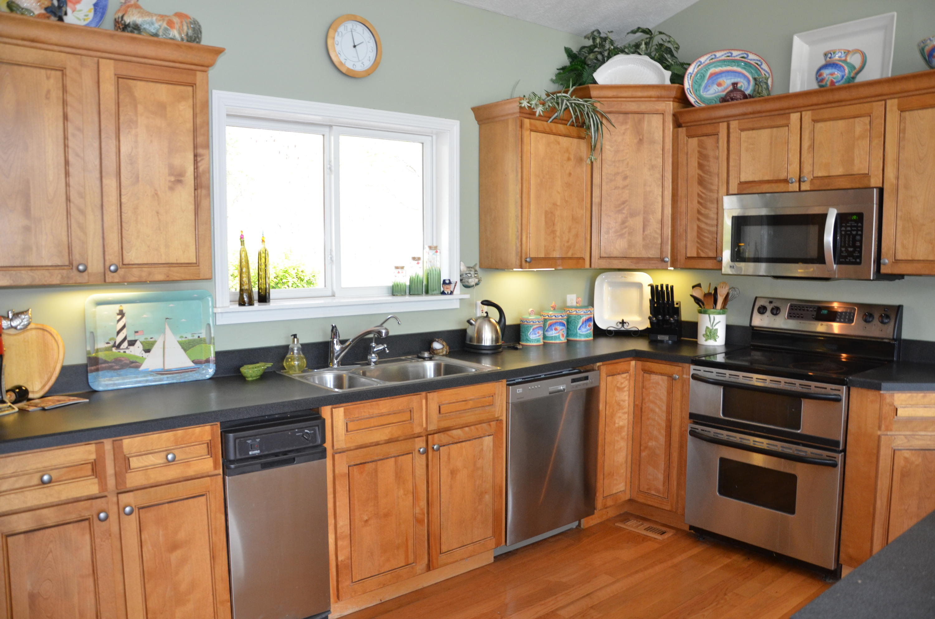 370 Lick Branch Road New Tazewell, TN 37825 - Photo 8 of 31 Kitchen
