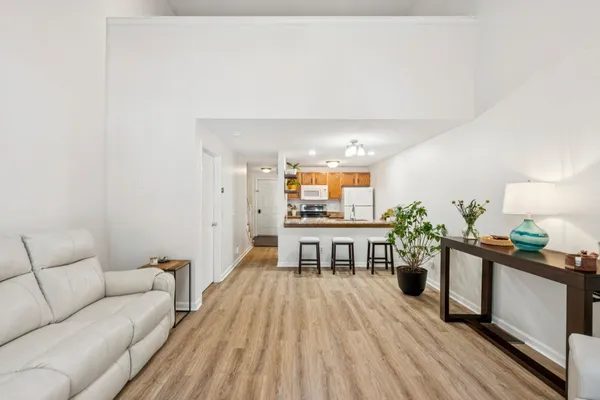 $305,000 | 44 Glengarry Drive, Stratham, NH 03885