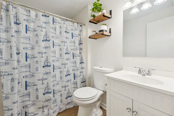 $305,000 | 44 Glengarry Drive, Stratham, NH 03885