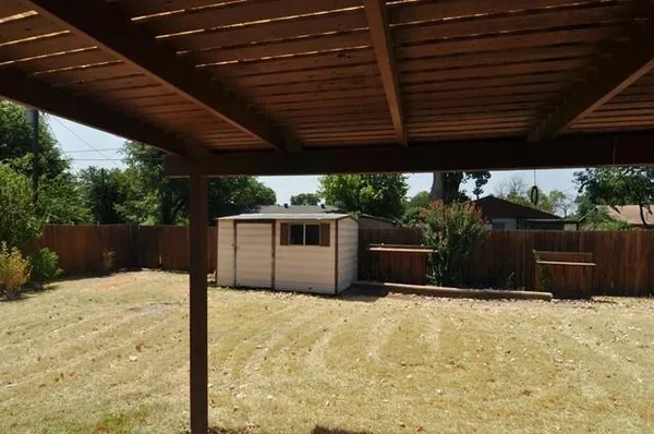 $1,950 | 402 East Carolyn Drive, Garland, TX 75041