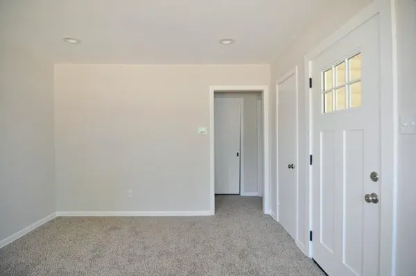 $1,950 | 402 East Carolyn Drive, Garland, TX 75041