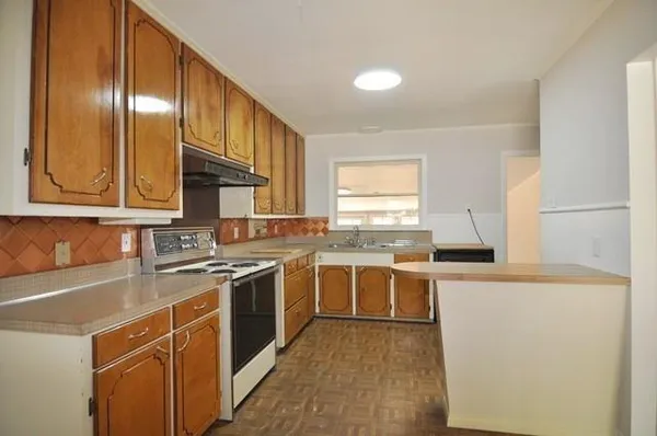 $1,950 | 402 East Carolyn Drive, Garland, TX 75041