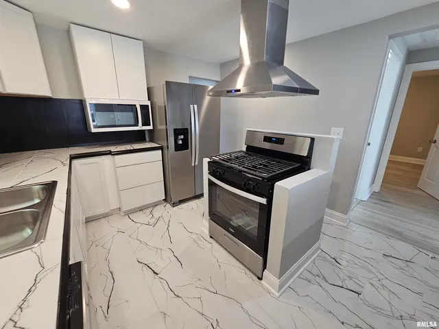 $164,500 | 309 West 11th Street, Metropolis, IL 62960