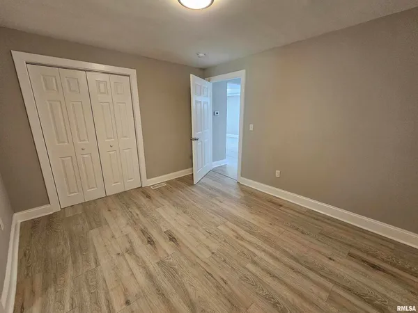 $153,000 | 309 West 11th Street, Metropolis, IL 62960