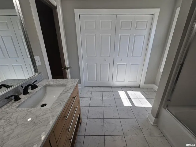 $164,500 | 309 West 11th Street, Metropolis, IL 62960