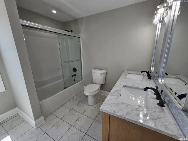 $164,500 | 309 West 11th Street, Metropolis, IL 62960