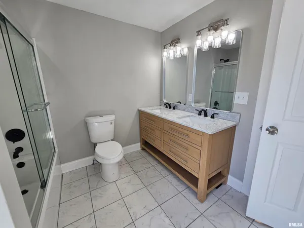 $153,000 | 309 West 11th Street, Metropolis, IL 62960