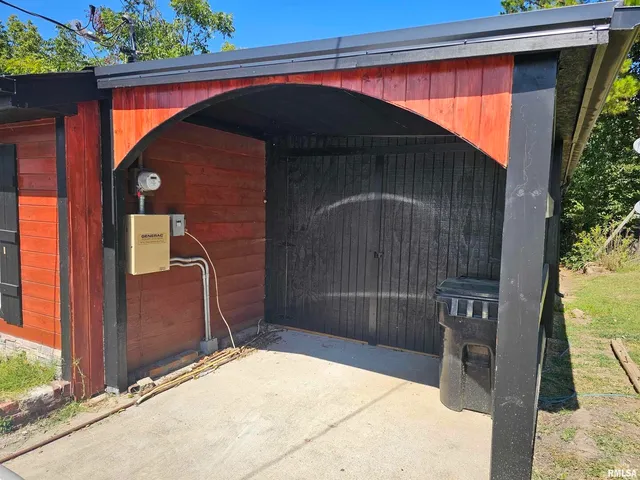 $164,500 | 309 West 11th Street, Metropolis, IL 62960