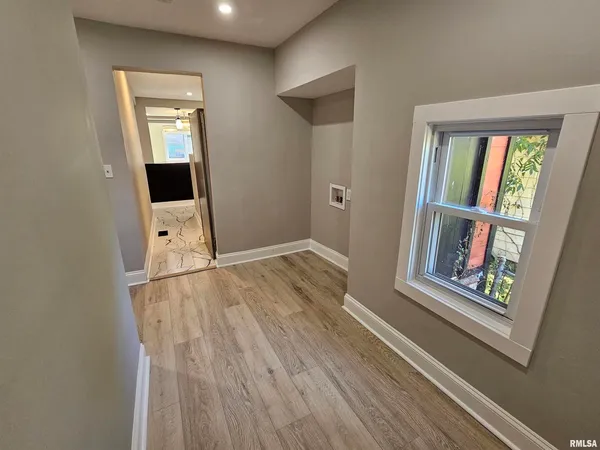 $153,000 | 309 West 11th Street, Metropolis, IL 62960