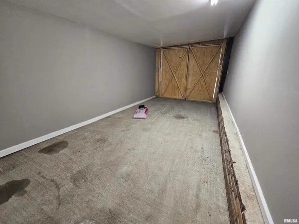 $153,000 | 309 West 11th Street, Metropolis, IL 62960