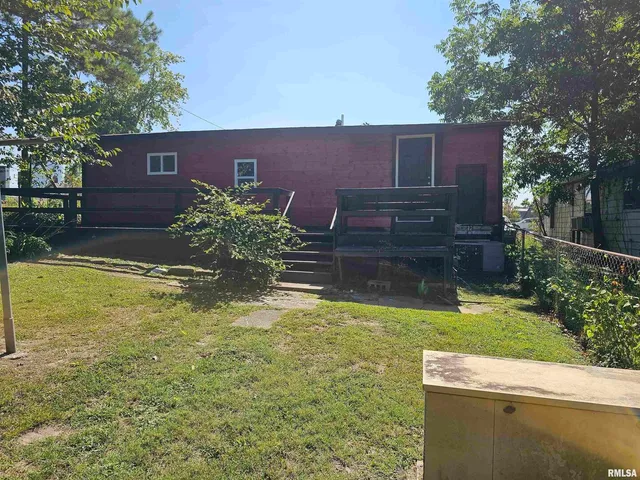 $164,500 | 309 West 11th Street, Metropolis, IL 62960