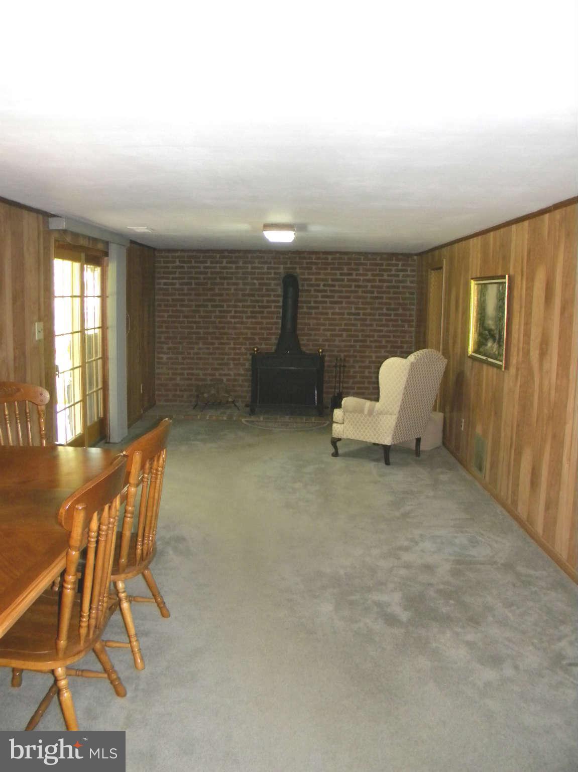 806 Lucky Road Severn, MD 21144 - Photo 15 of 22 Family Room