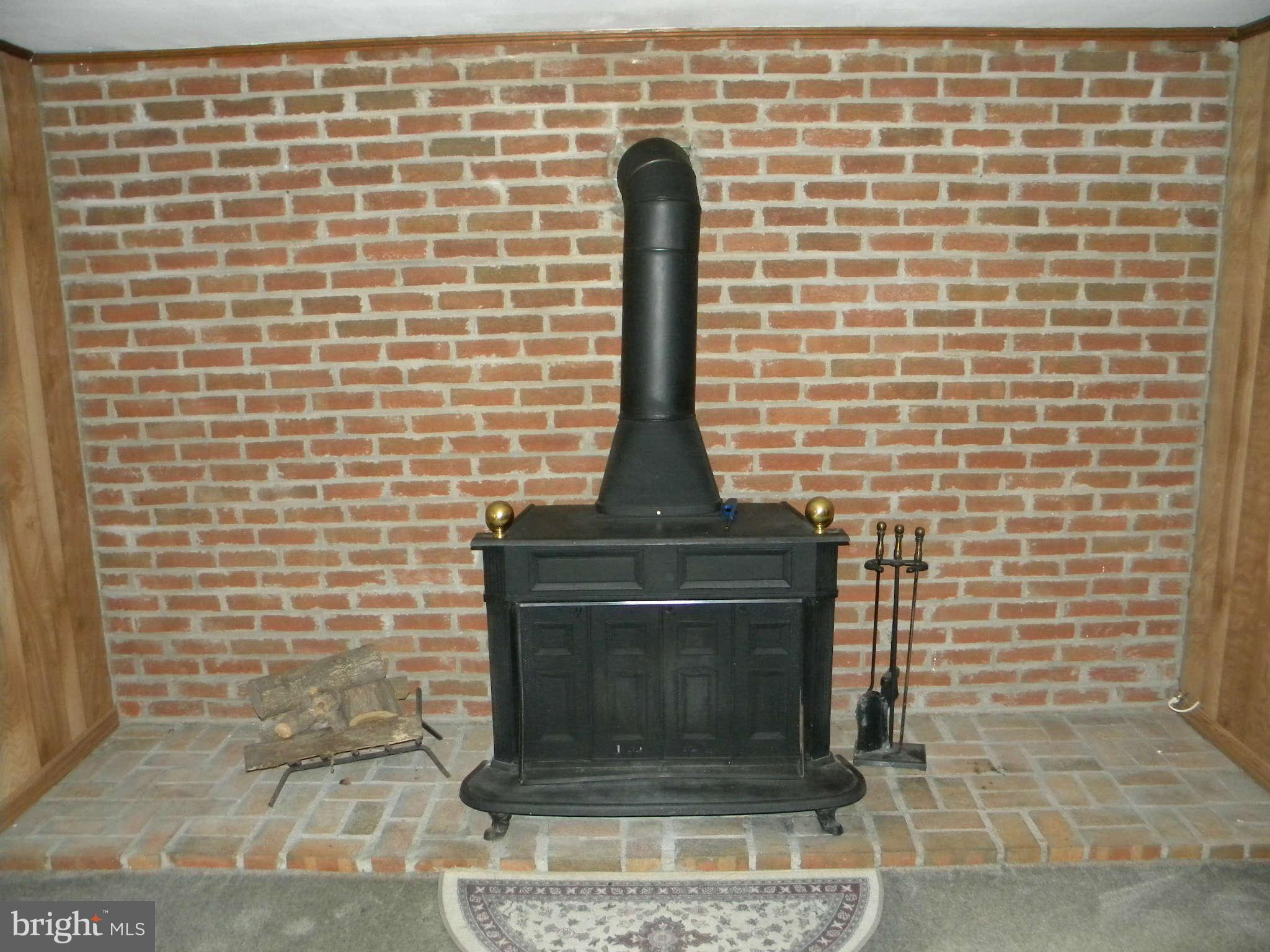 806 Lucky Road Severn, MD 21144 - Photo 17 of 22 Family Room